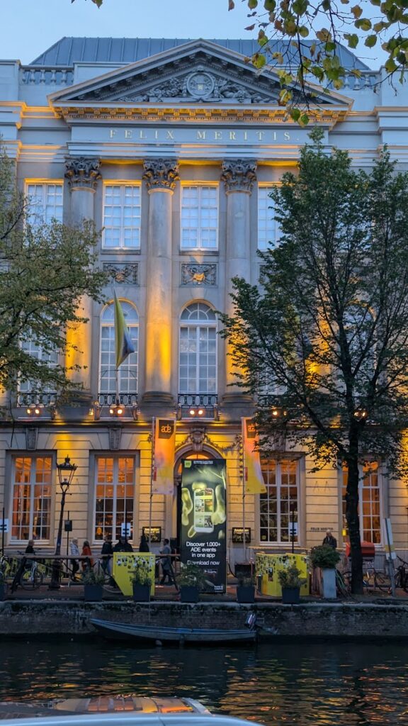 Experiencia completa – Día 1     ADE 2024